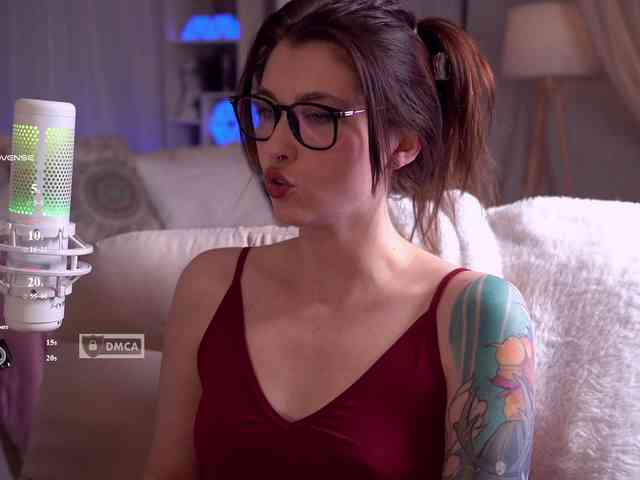 HoneyCherry webcam