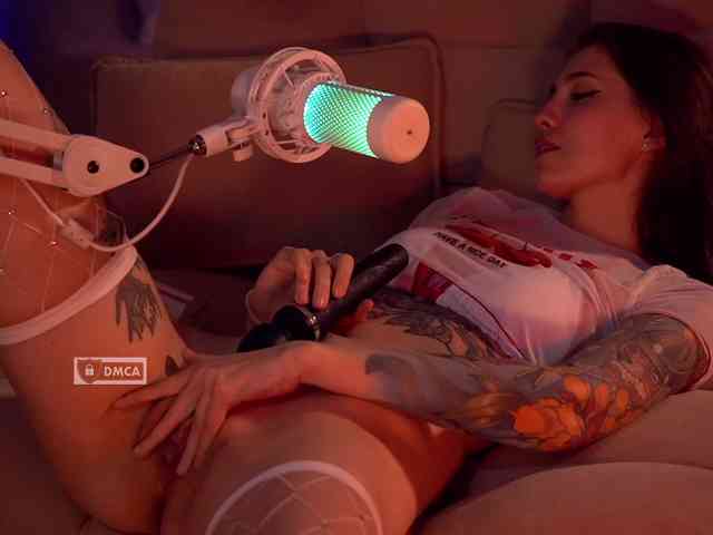 HoneyCherry webcam