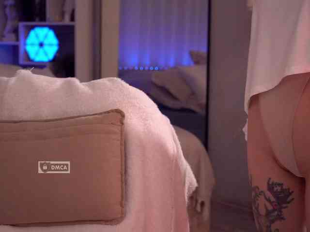 HoneyCherry webcam