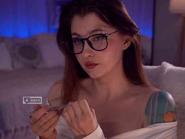 HoneyCherry webcam