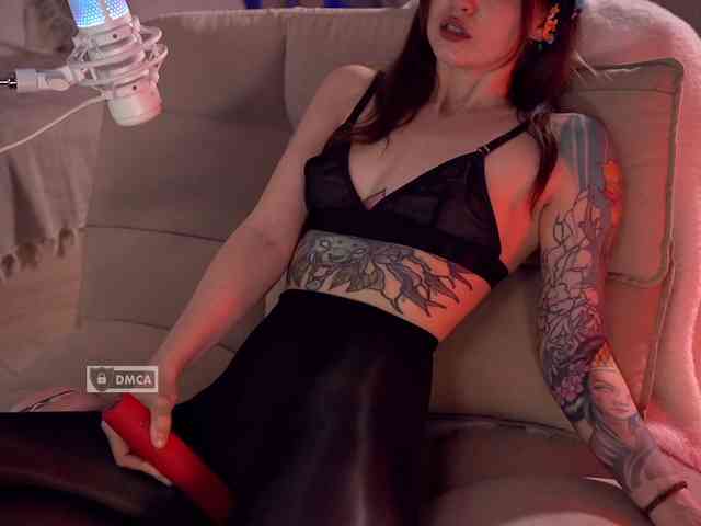HoneyCherry webcam