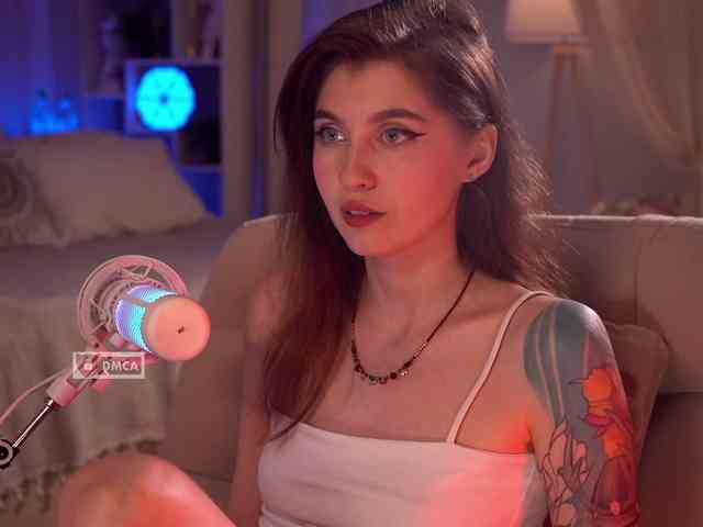 HoneyCherry webcam