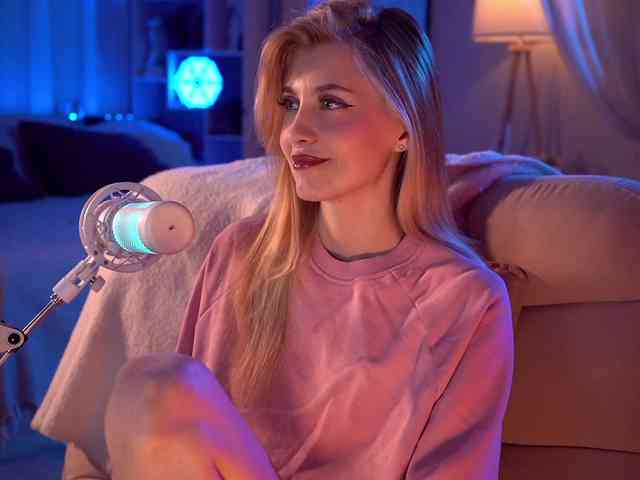 HoneyCherry webcam