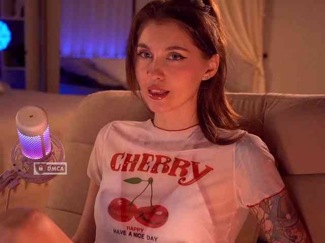 HoneyCherry webcam