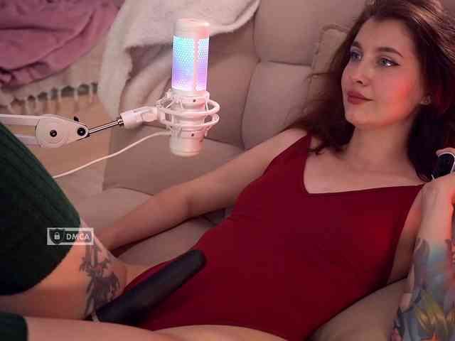 HoneyCherry webcam