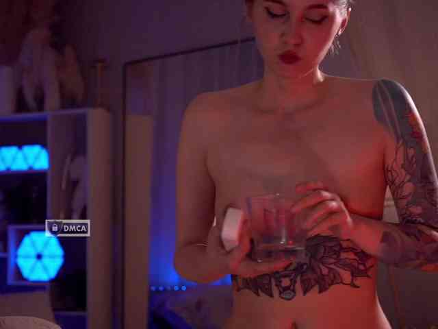 HoneyCherry webcam