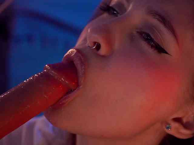 HoneyCherry webcam