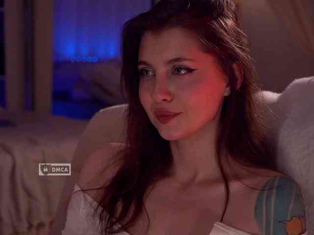 HoneyCherry webcam