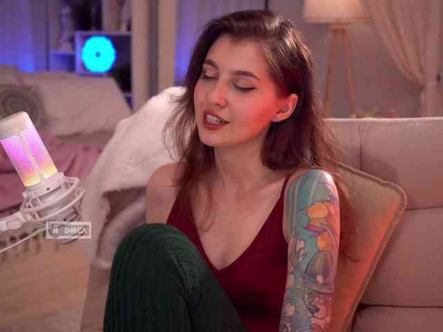 HoneyCherry webcam