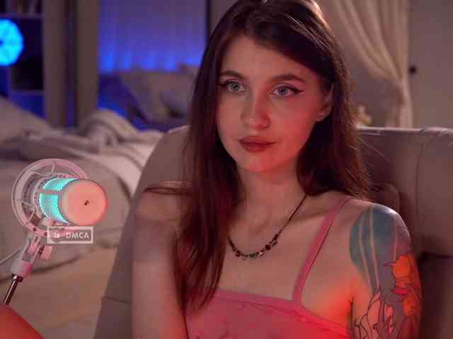 HoneyCherry webcam