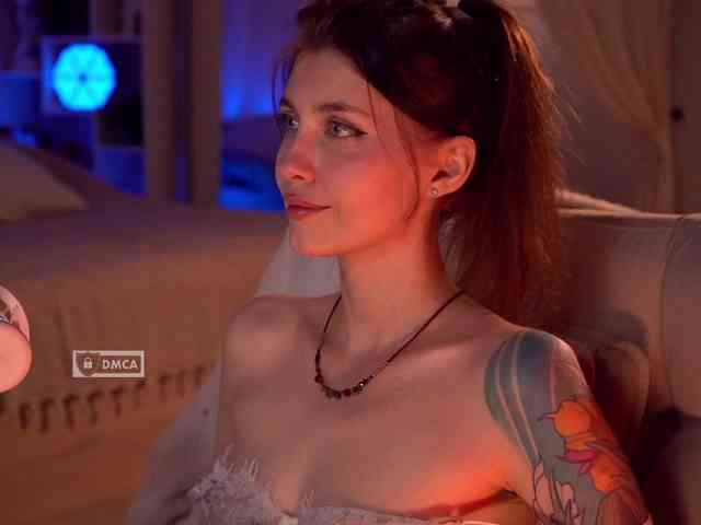 HoneyCherry webcam