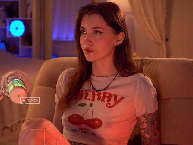 HoneyCherry webcam
