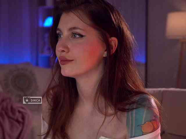 HoneyCherry webcam