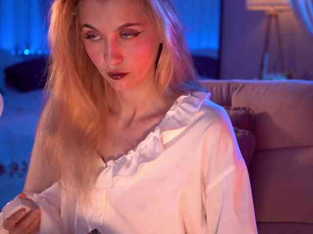 HoneyCherry webcam