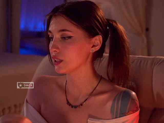 HoneyCherry webcam