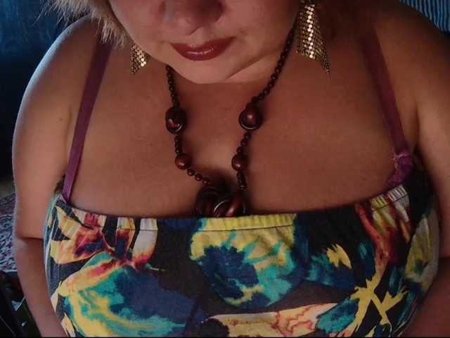 juicy-fruittt live webcam show