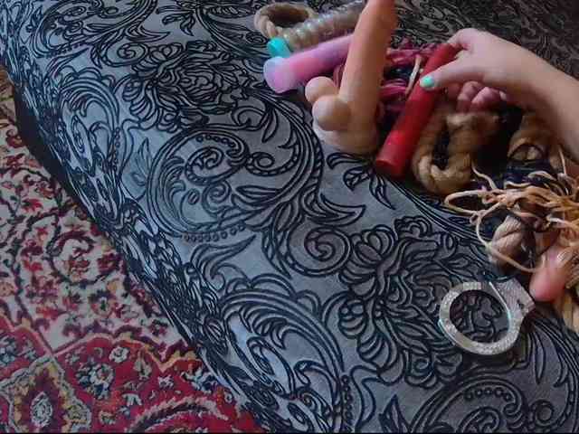 juicy-fruittt webcam