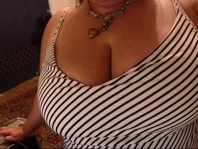 juicy-fruittt webcam
