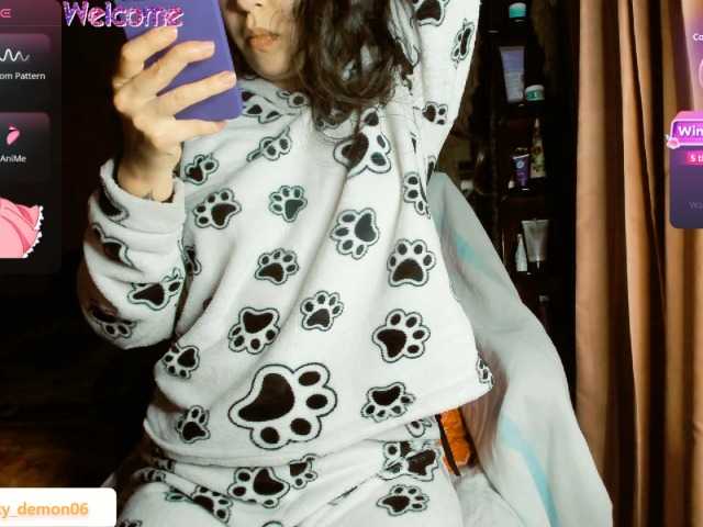 LucyDemon live cam on BongaCams