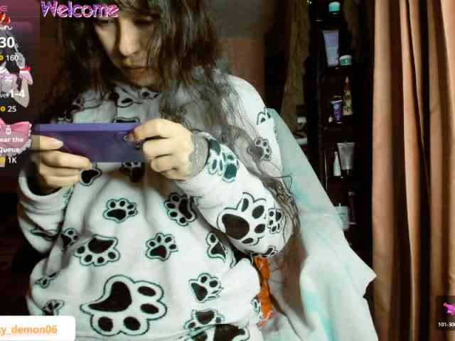 LucyDemon webcam