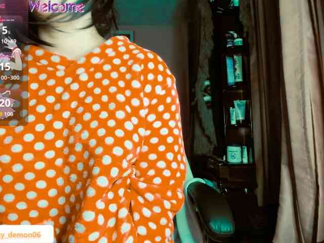 LucyDemon webcam