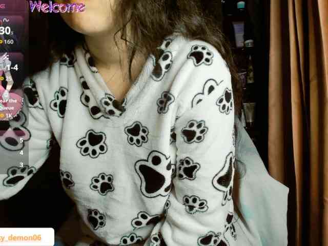 LucyDemon webcam