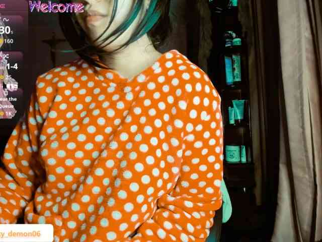 LucyDemon webcam