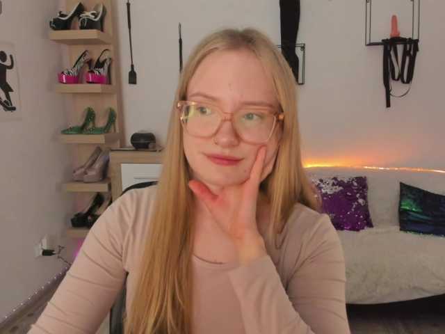 NancyErotic, live now on BongaCams
