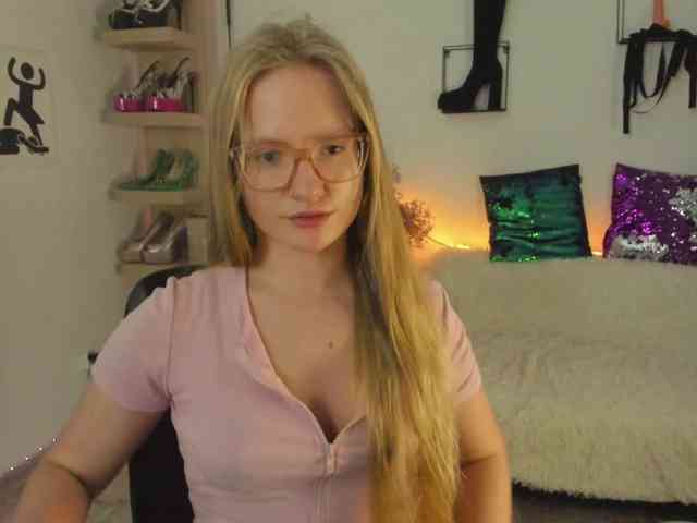 livesex free NancyErotic