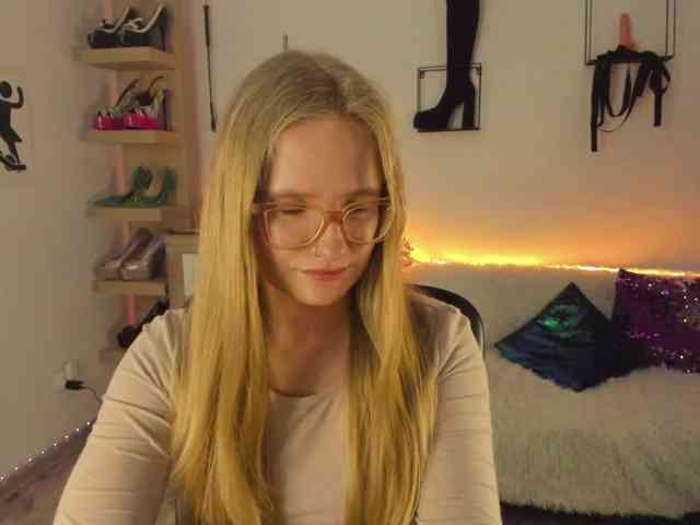 NancyErotic webcam