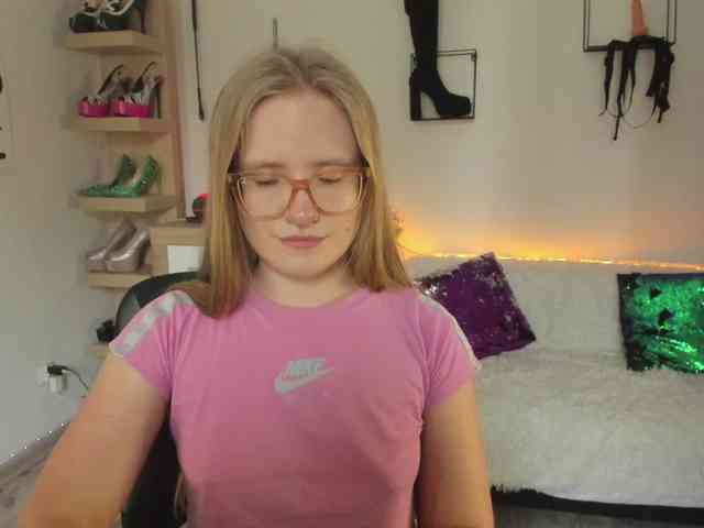 NancyErotic webcam