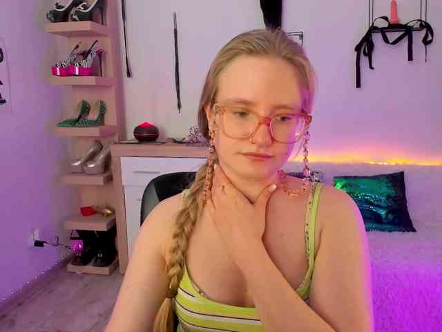 NancyErotic webcam
