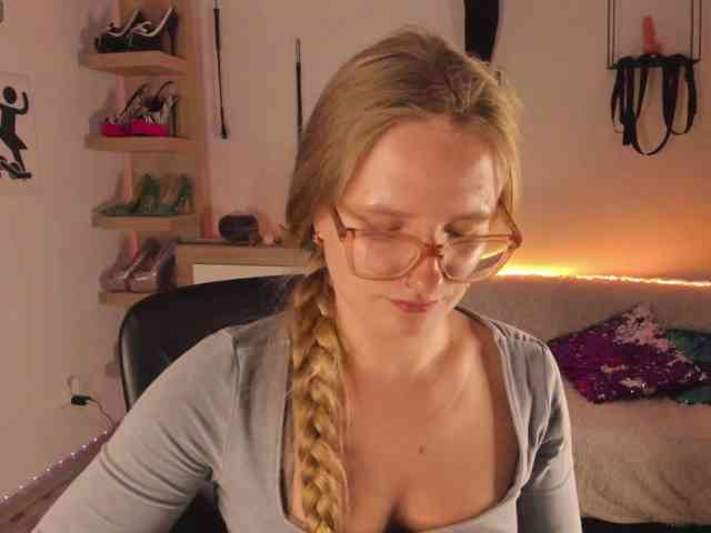 NancyErotic webcam