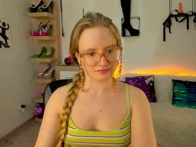 NancyErotic webcam