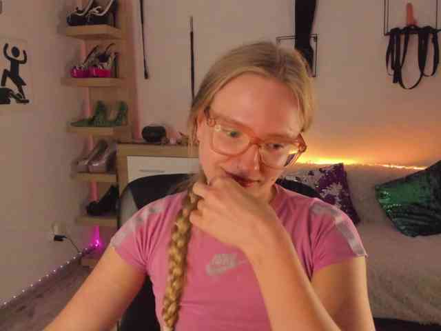 NancyErotic webcam
