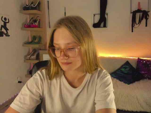 NancyErotic webcam