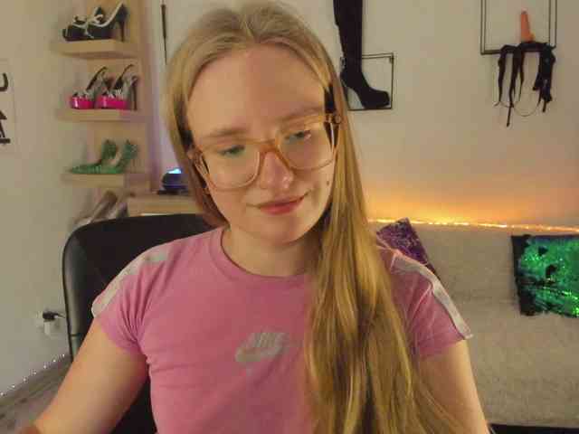 NancyErotic webcam