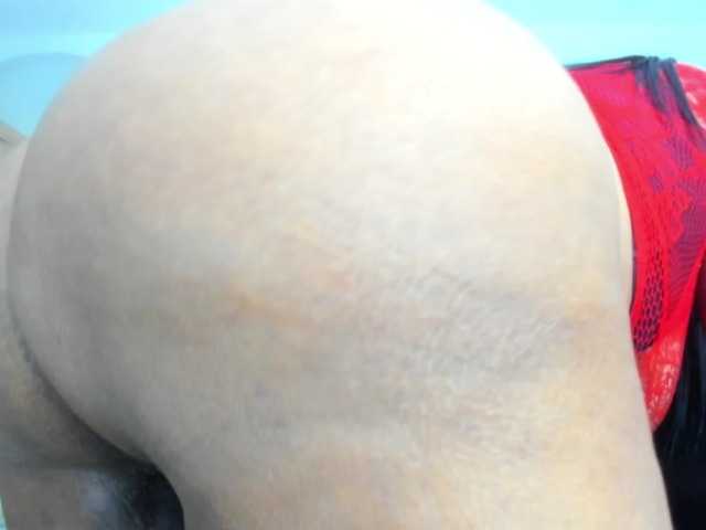 milfebony live cam on BongaCams