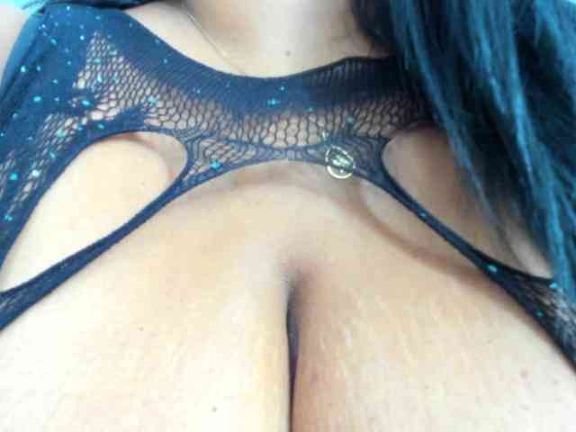 milfebony webcam