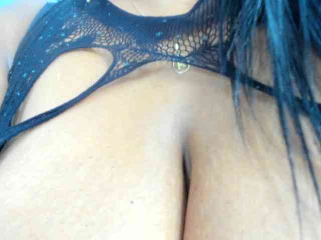 milfebony webcam