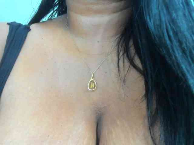milfebony webcam