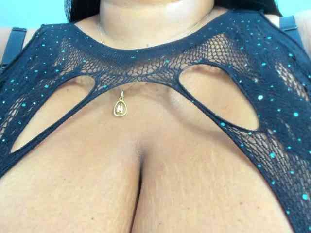 milfebony webcam
