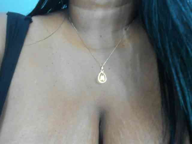 milfebony webcam