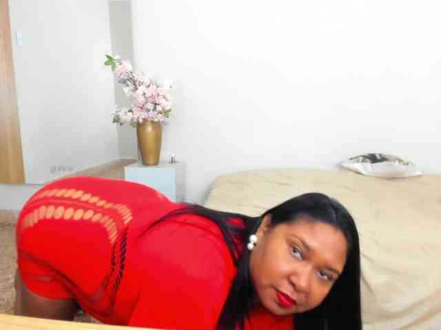 milfebony webcam
