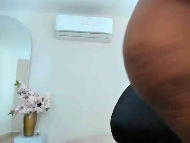 milfebony webcam