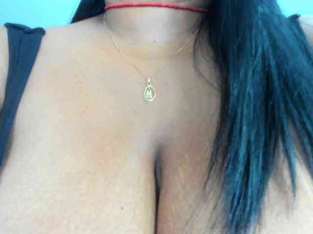 milfebony webcam