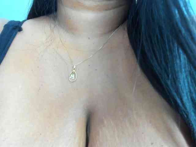 milfebony webcam