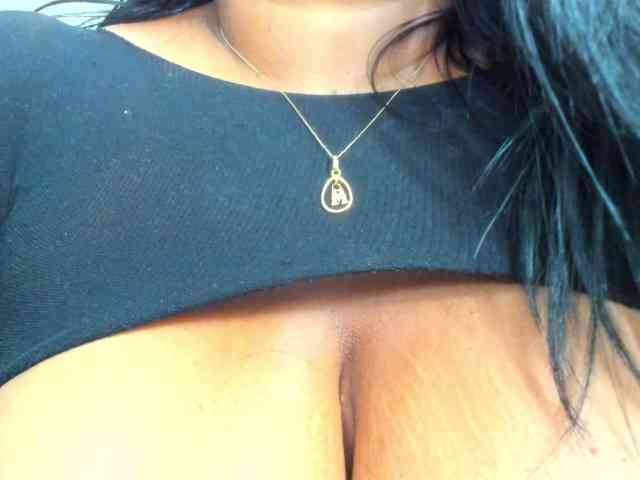 milfebony webcam