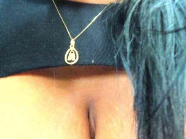 Modelo: milfebony