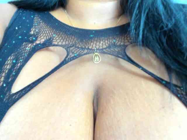 milfebony webcam